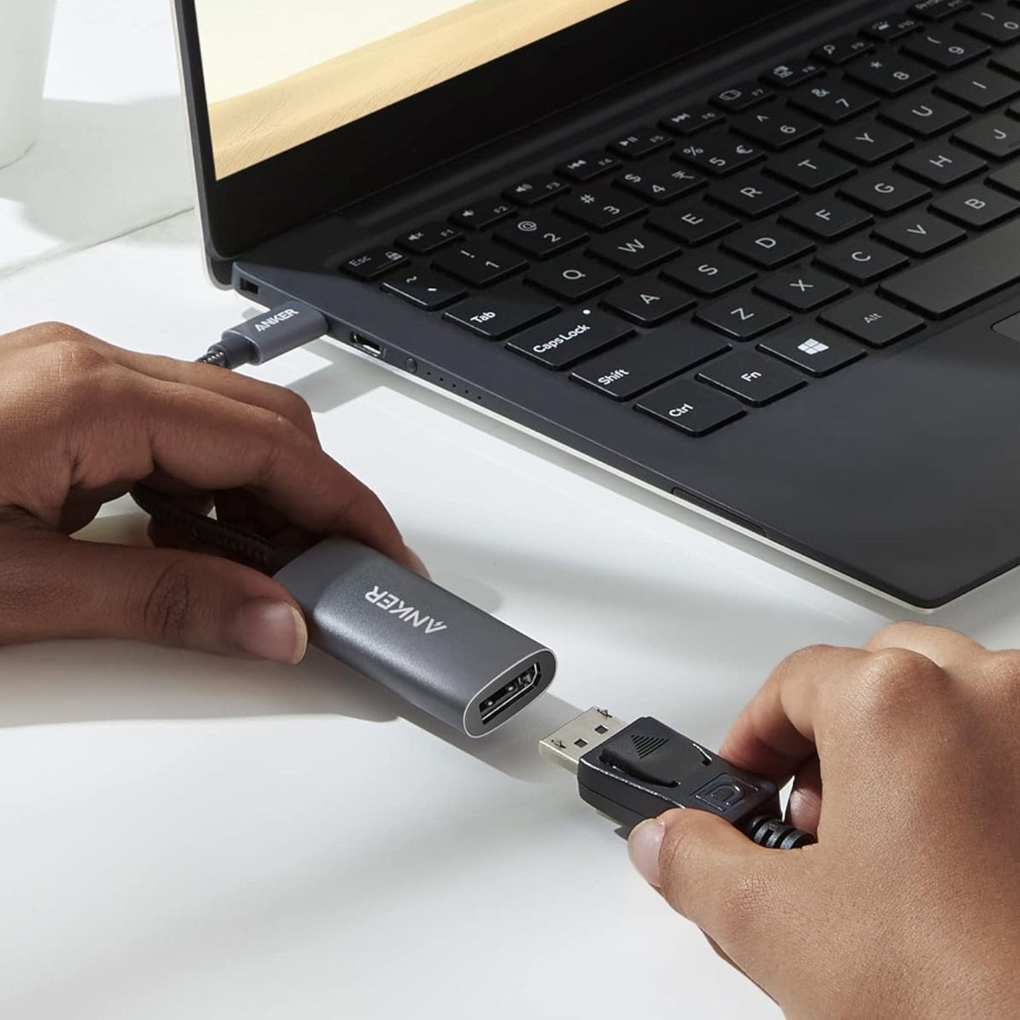 Anker 518 USB-C Adapter 8K Display Port - Gray