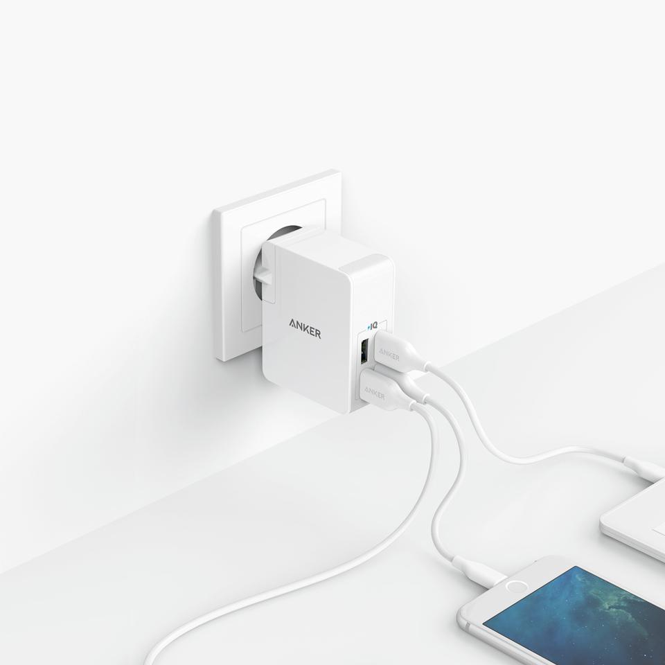Anker Interchangeable EU And UK Plugs Powerport Lite 4 Ports - White
