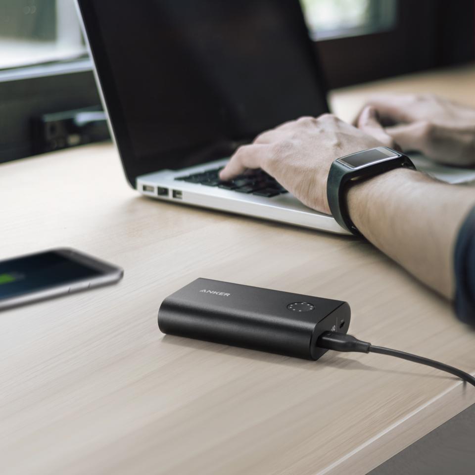 Anker Powercore + 10050