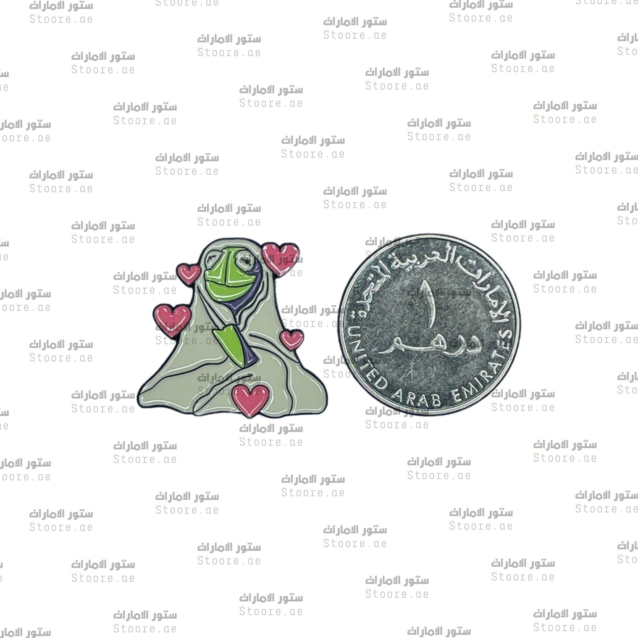 Badge Snuggly Kermit