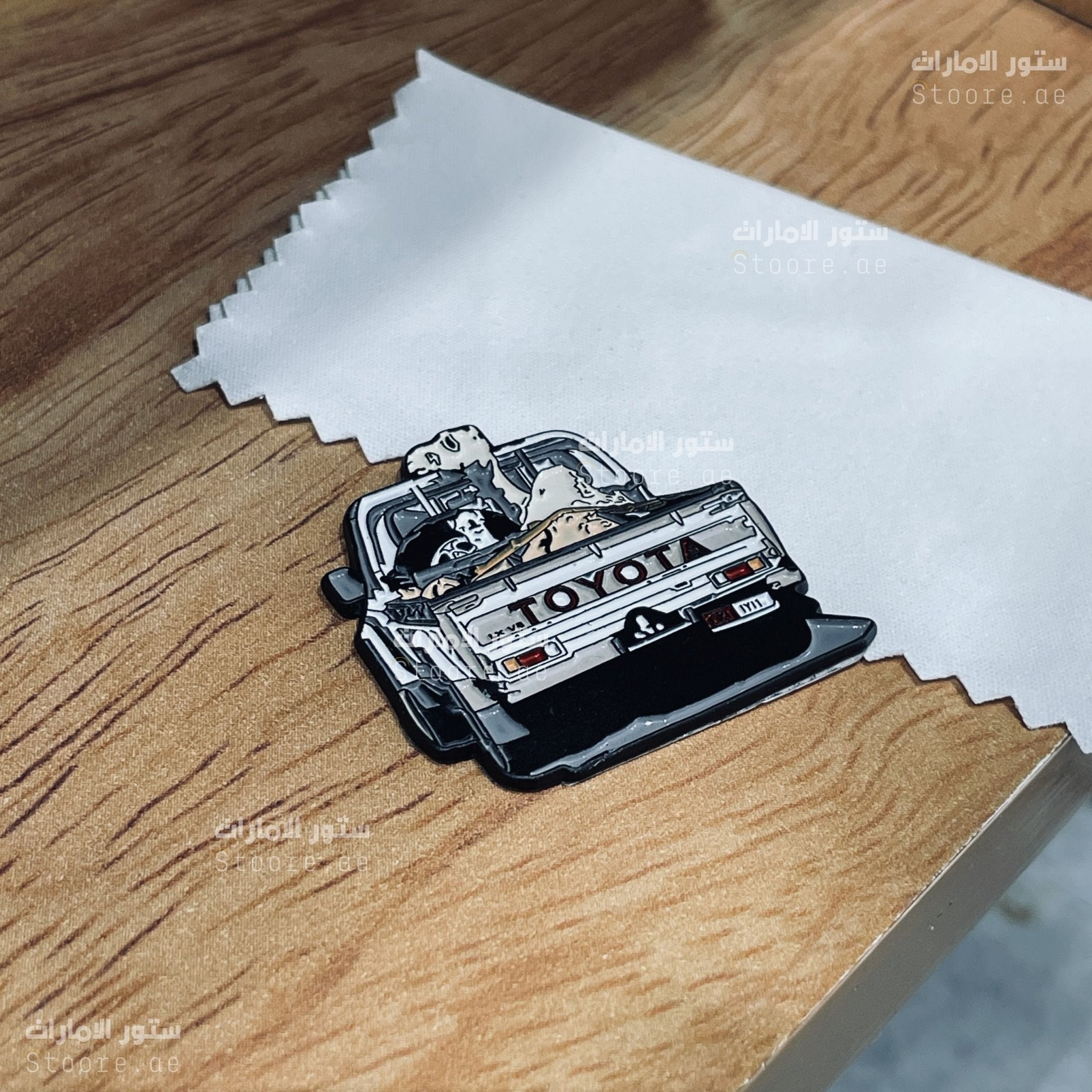 Badge Toyota Land Cruiser Pickup - 2