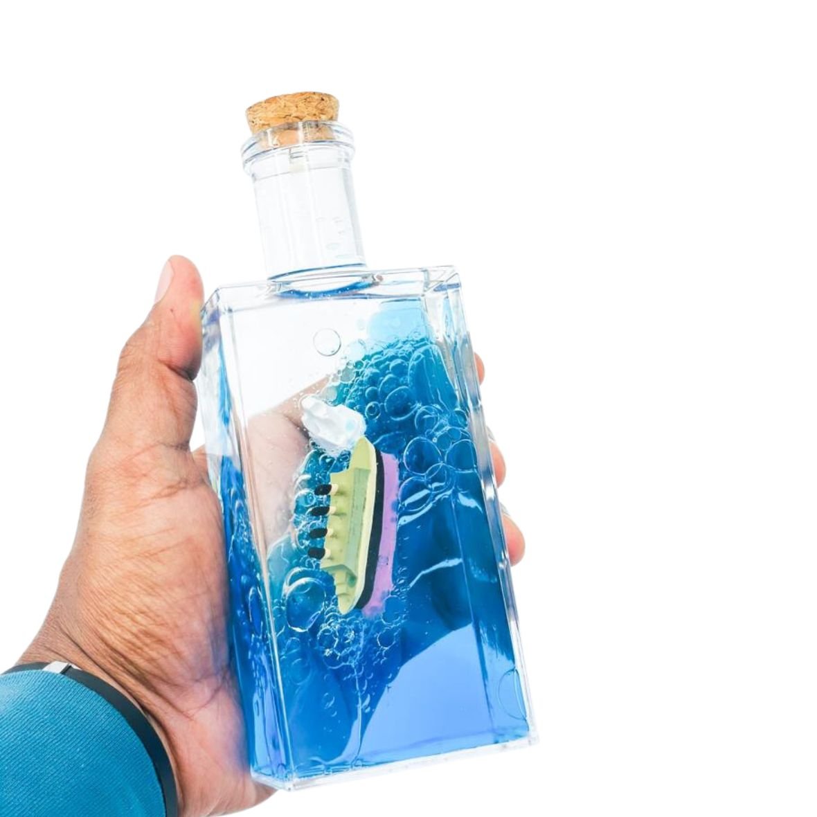 Cruise Ship Fluid Drift Bottle 2 - Titanic