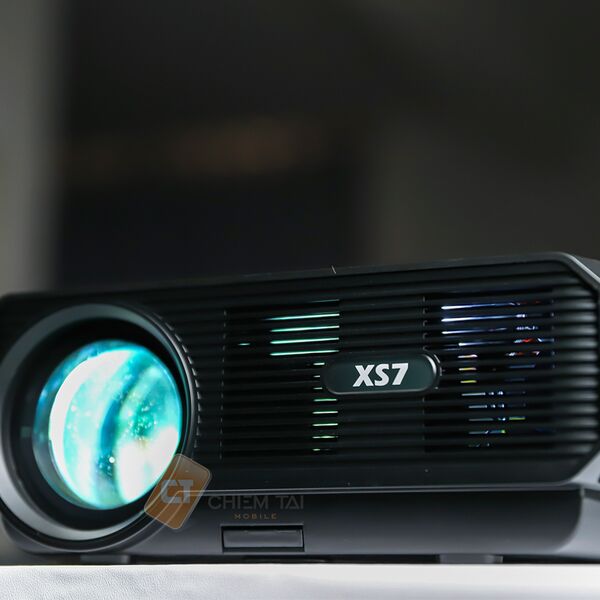 Swanfilm Projector XS7 - Black