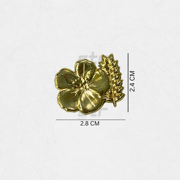 Badge Buttercup Flower Gold