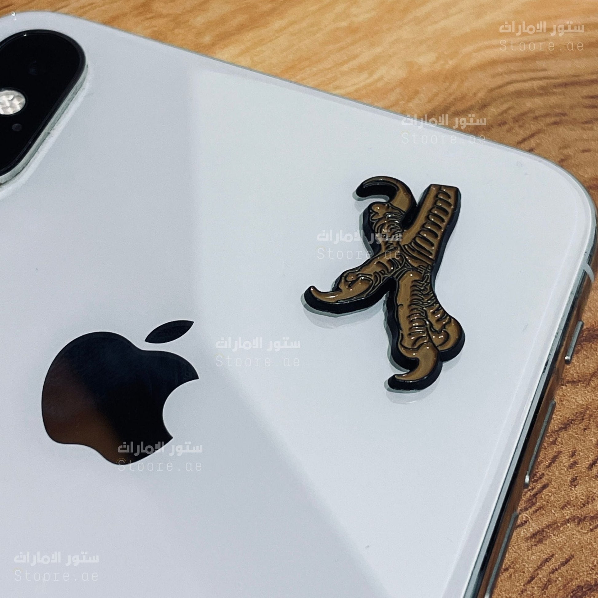 Badge Falcon Foot