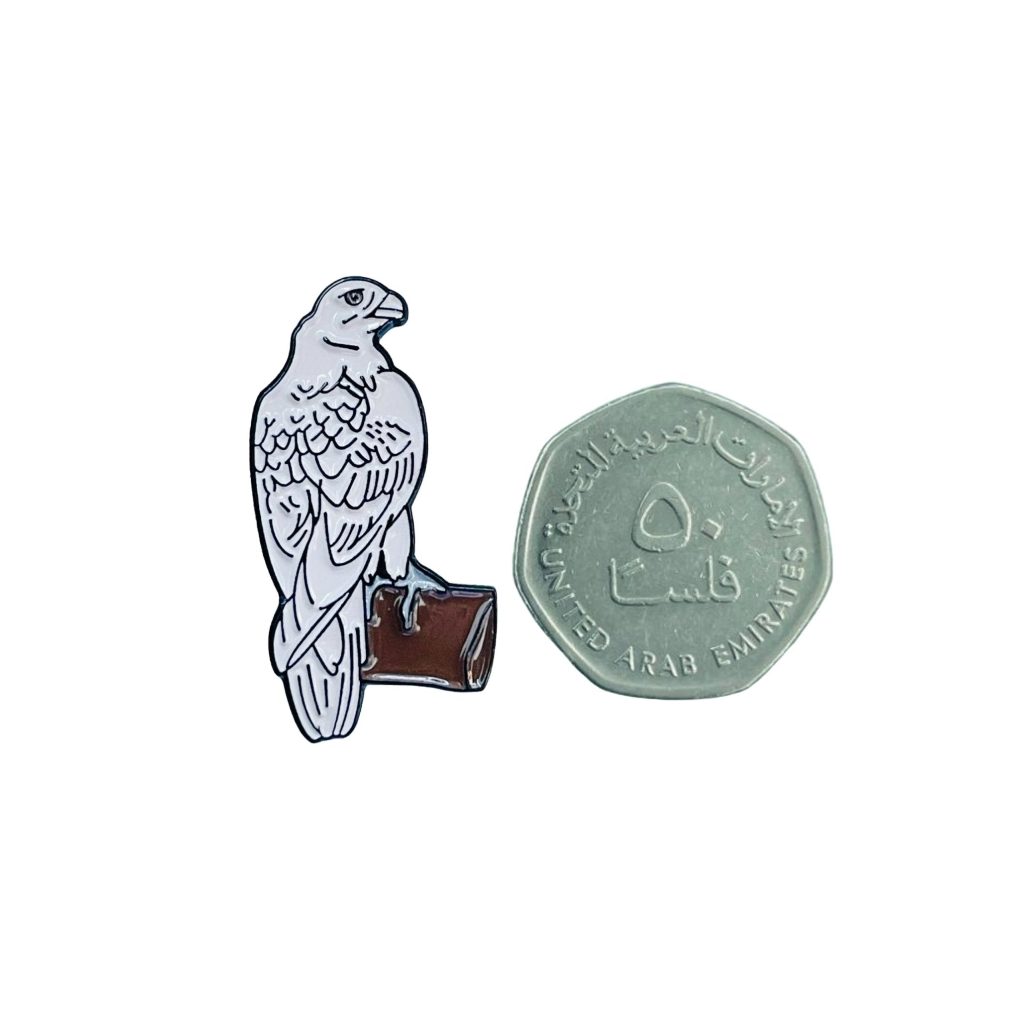 Badge Falcon - Grey