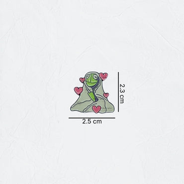 Badge Snuggly Kermit