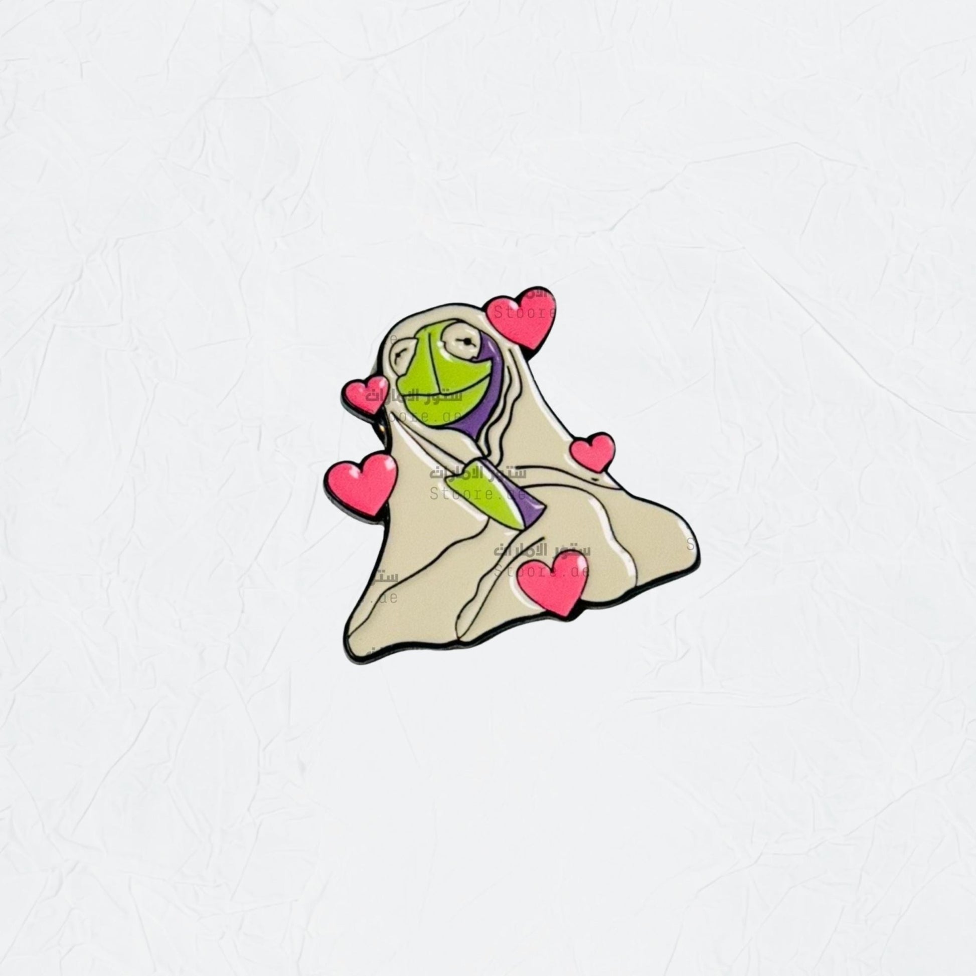 Badge Snuggly Kermit
