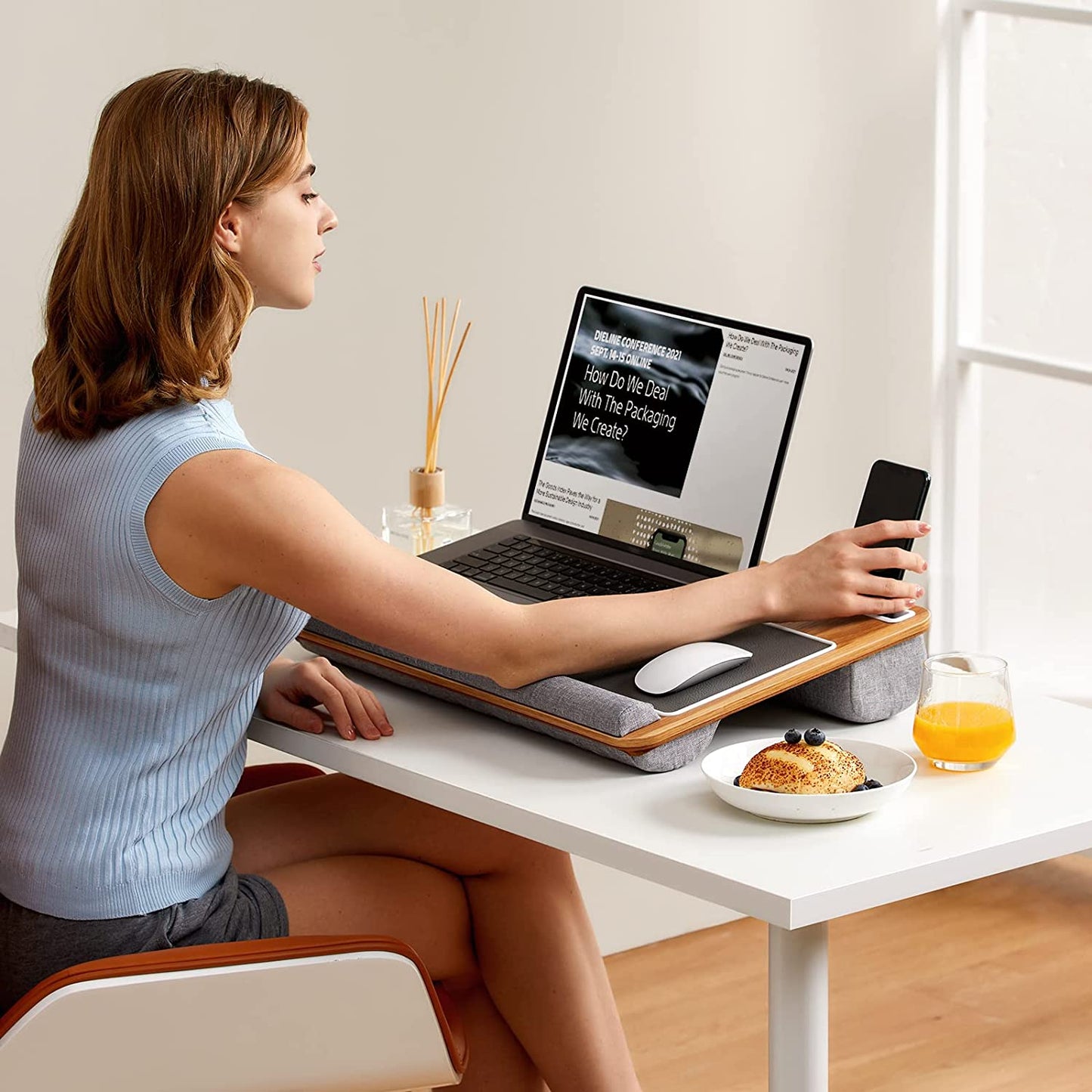 Green Lion Portable Lap Desk With Carry Strap (Dual Cushion) - Grey