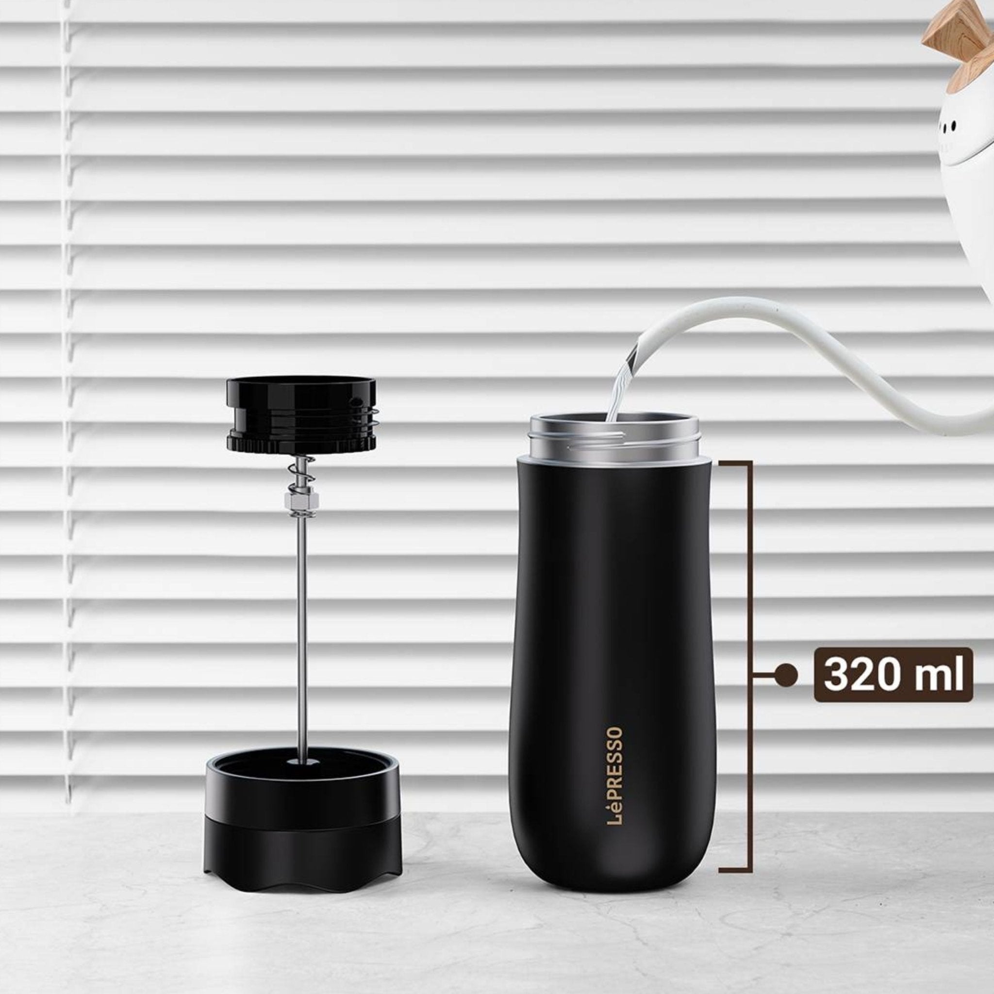 LePresso Insulated Portable Mug with French Press 320ml - Black