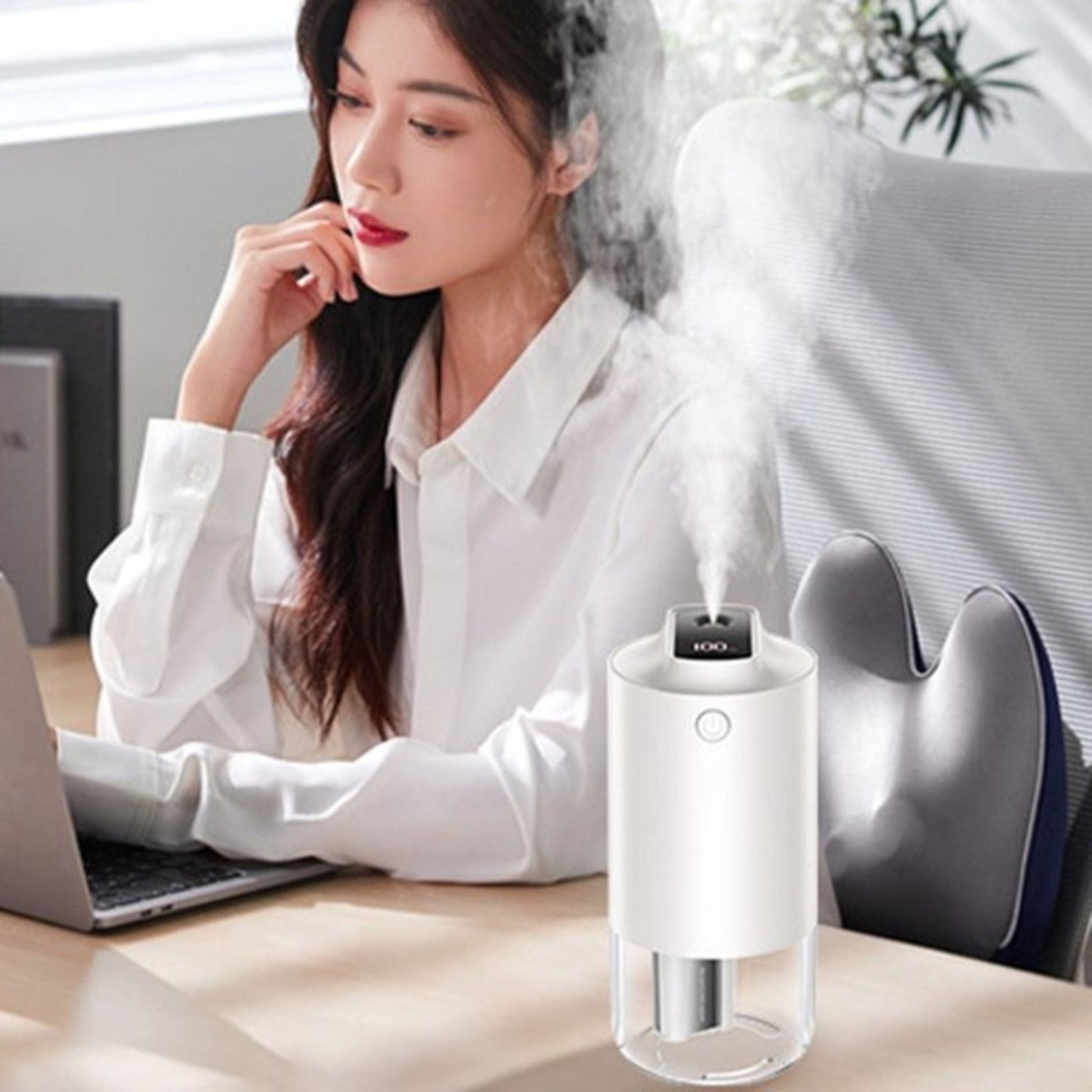 Vyvylabs Little Dwen Sterilization Car Humidifier VJG1 - White