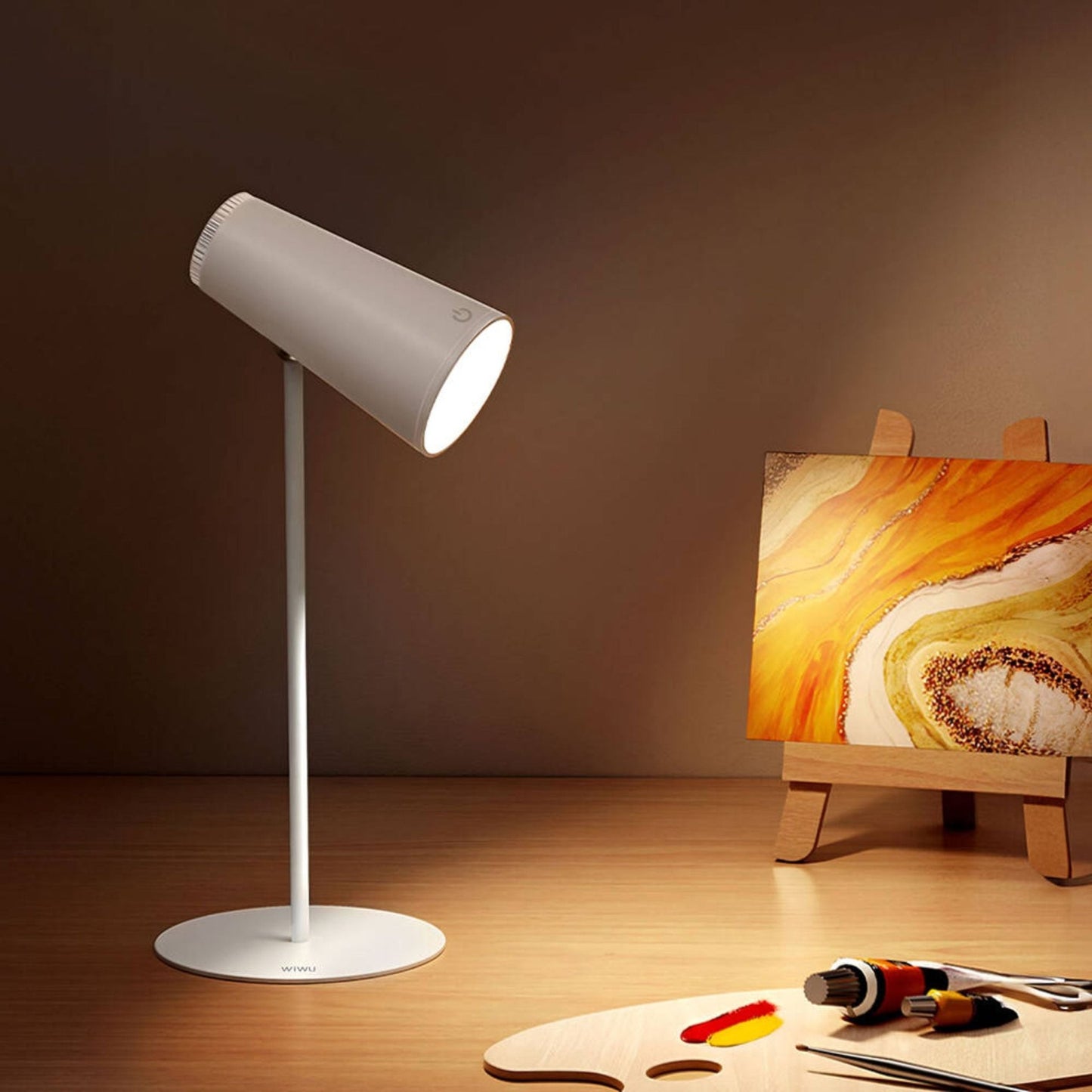 WIWU D8 Desk Lamp 4 in1 intelligent Magnetic Light - White