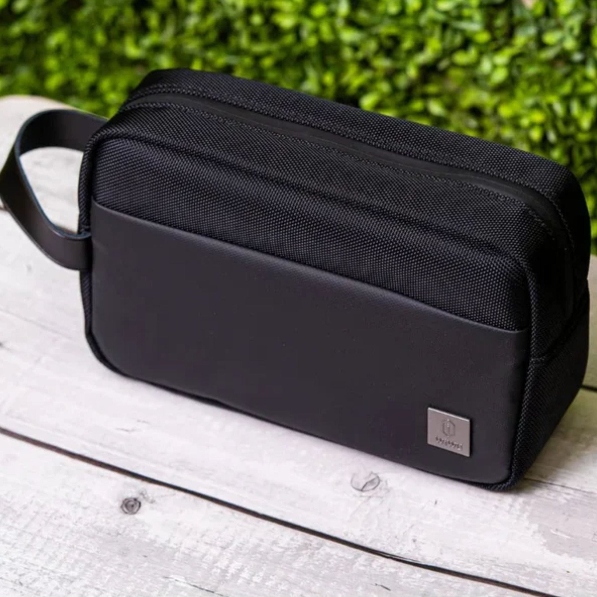 WIWU Metris Travel pouch - Black